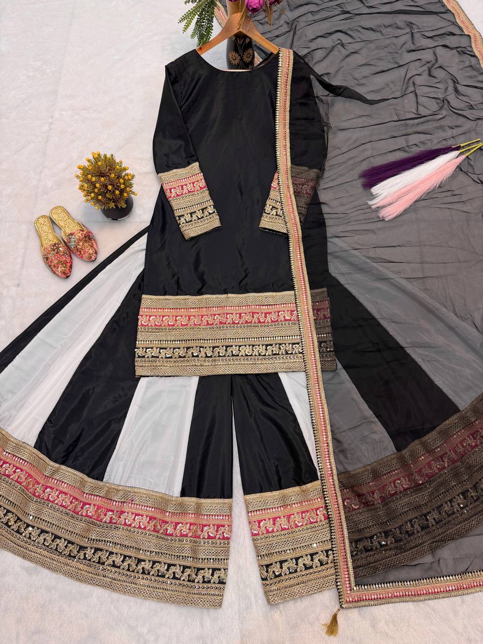 The Majestic Monochrome Gilded-Border Ensemble